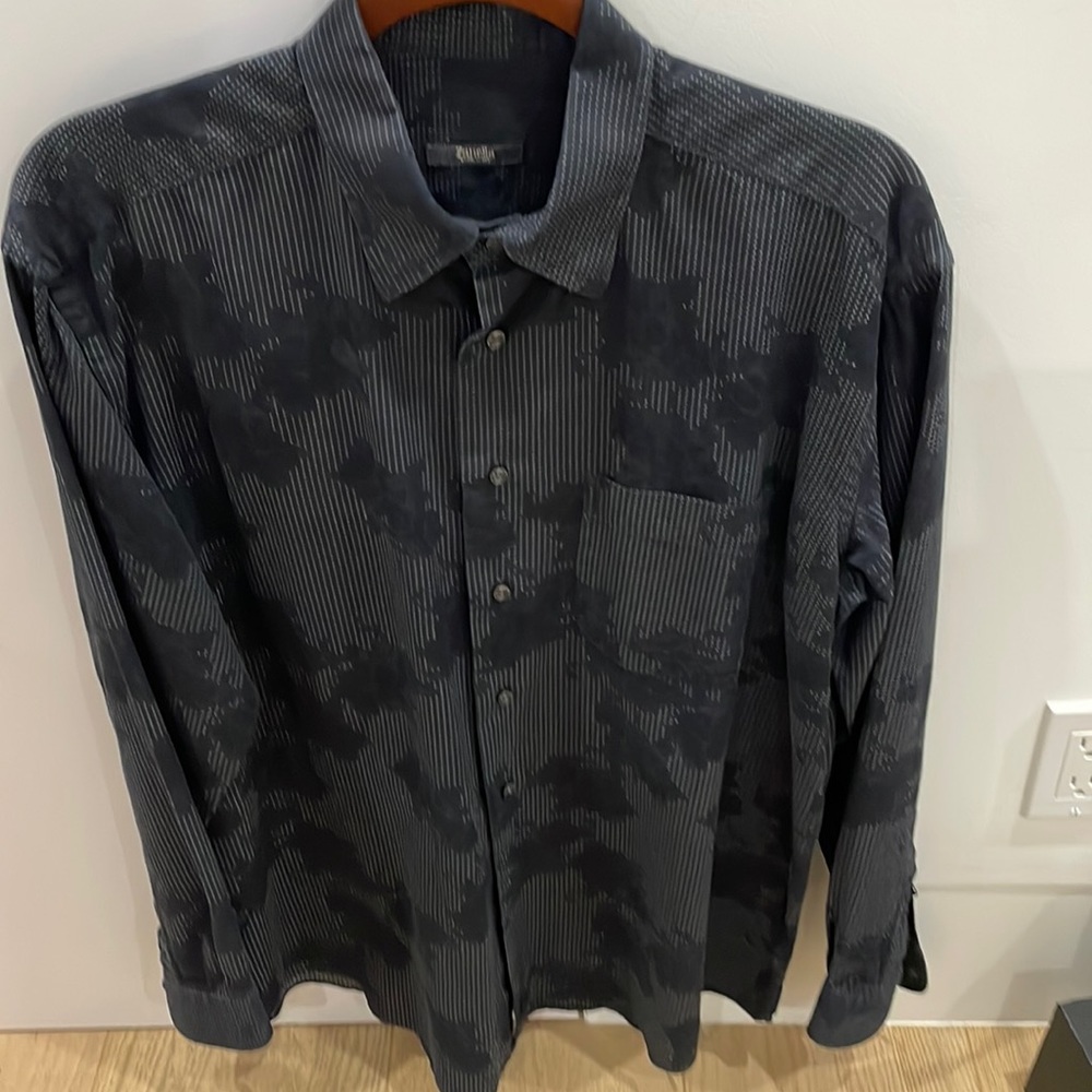Men’s shirt
